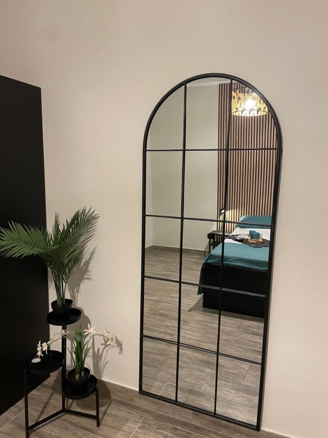 Greta'S House - Napoli Centro Apartment ภายนอก รูปภาพ